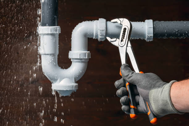 Professional Water Heater Replacement technician working in Hebron, OH